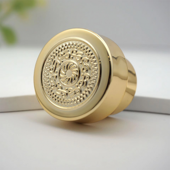 سبائك الزنك الألومنيوم معدن العطور قبعات تجعيد المسمار بالجملة