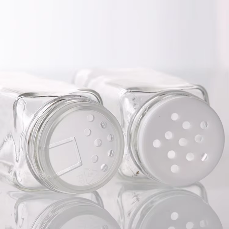 زجاجة توابل مربعة بغطاء خشبي